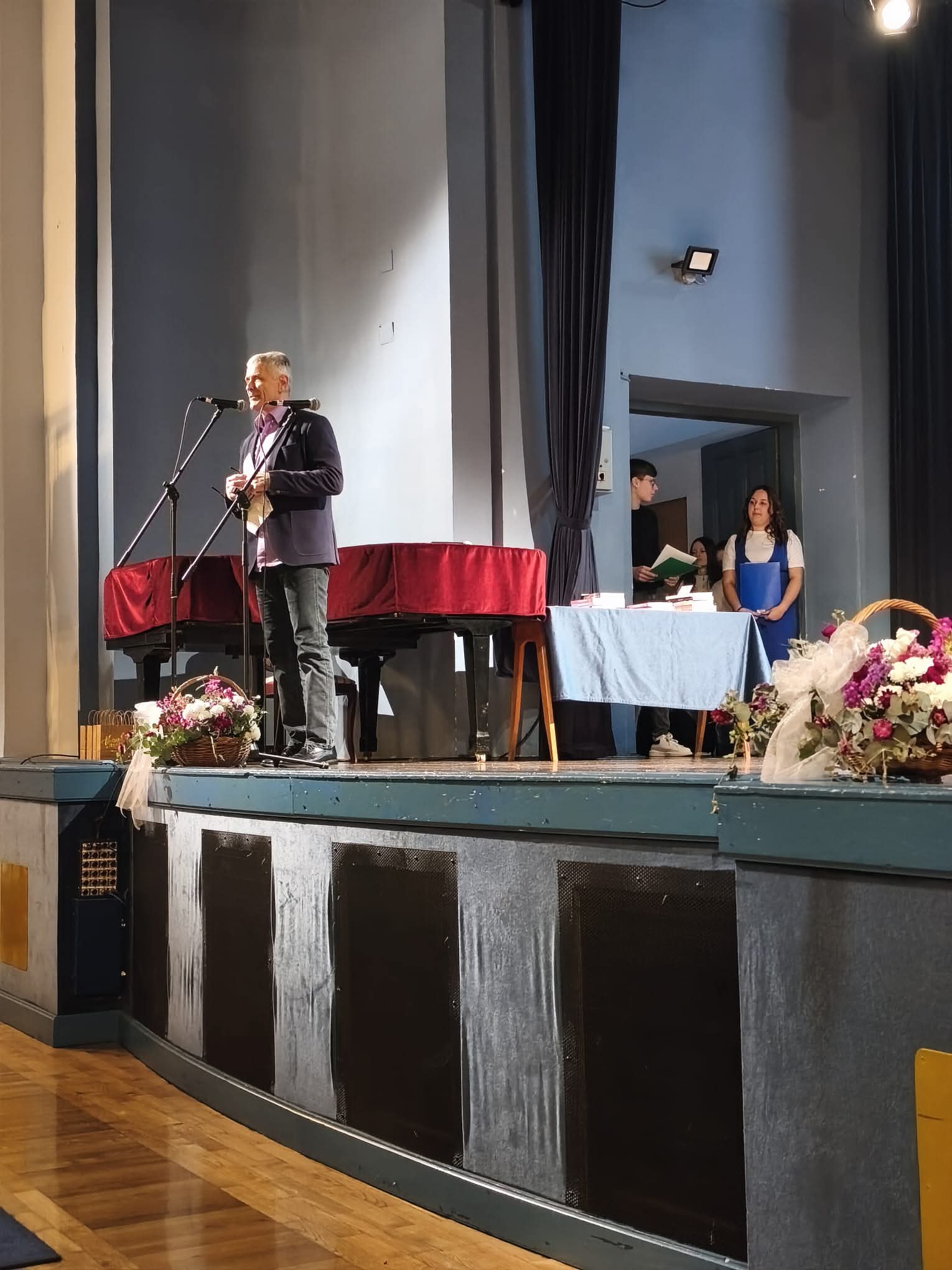 fb-img-1764418332666