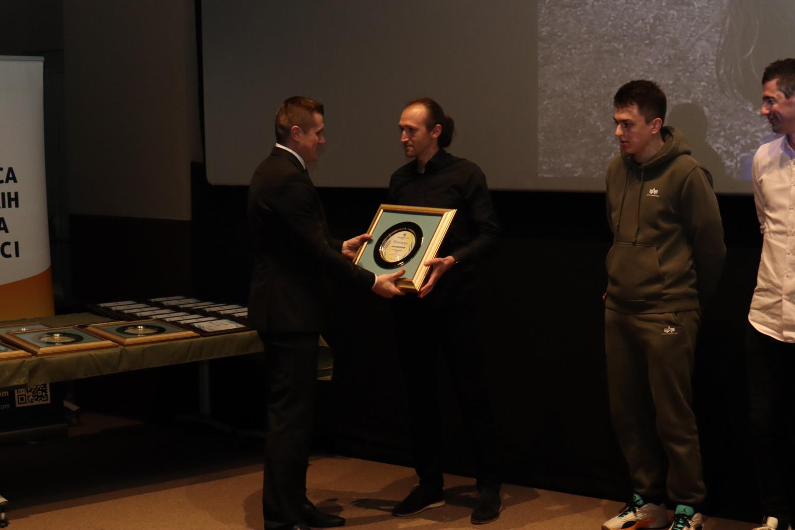 20000101000031-img-7669