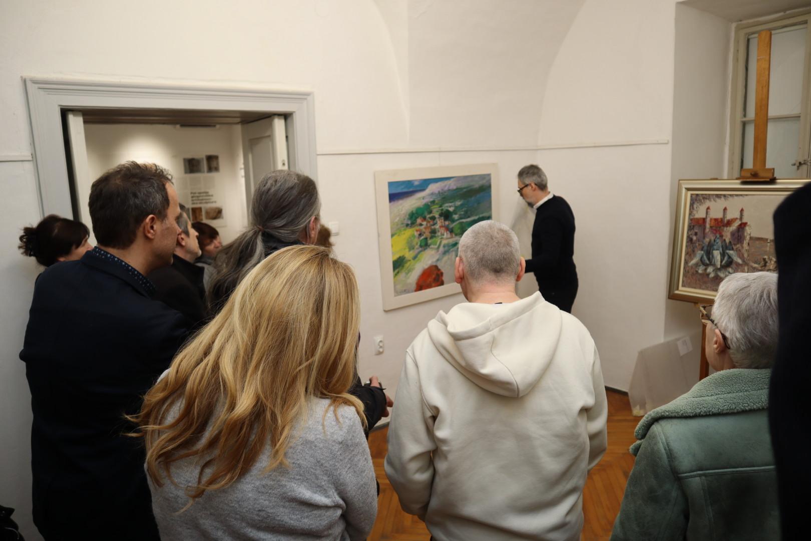 20000101000048-img-7798