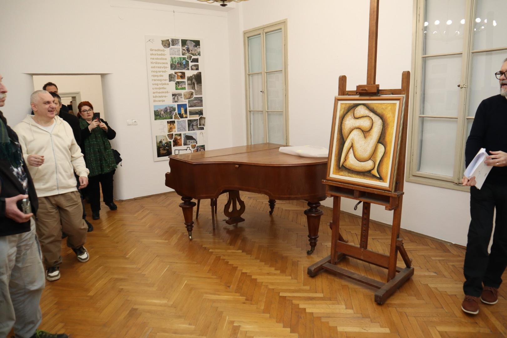 20000101000246-img-7803