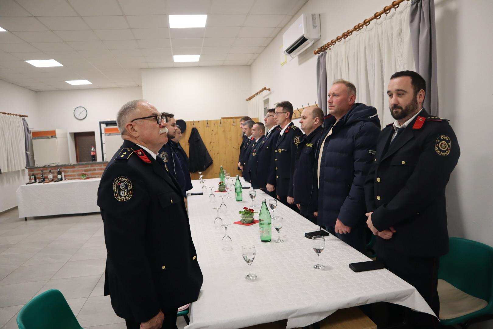 20000101000032-img-7818