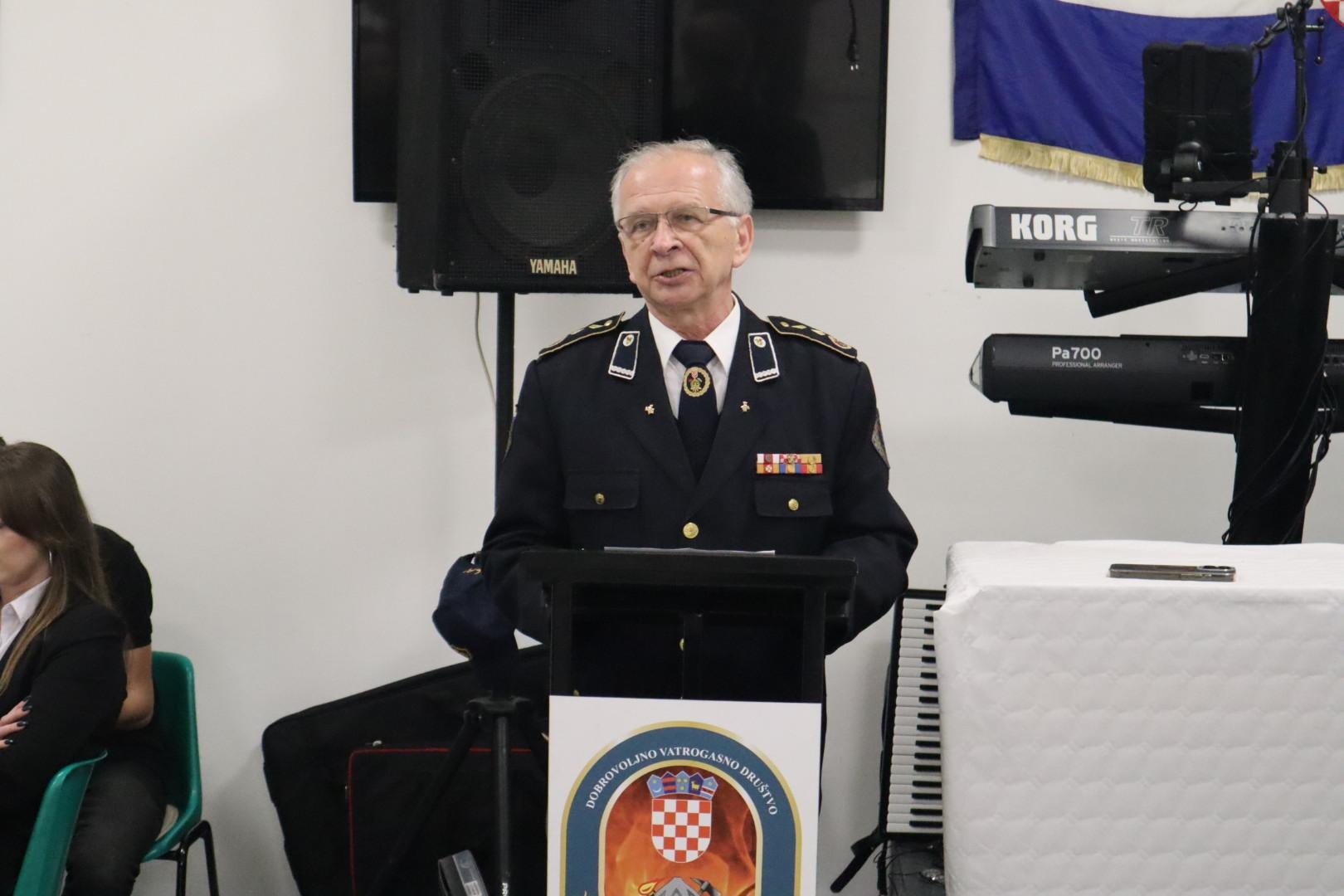 20000101000046-img-7831