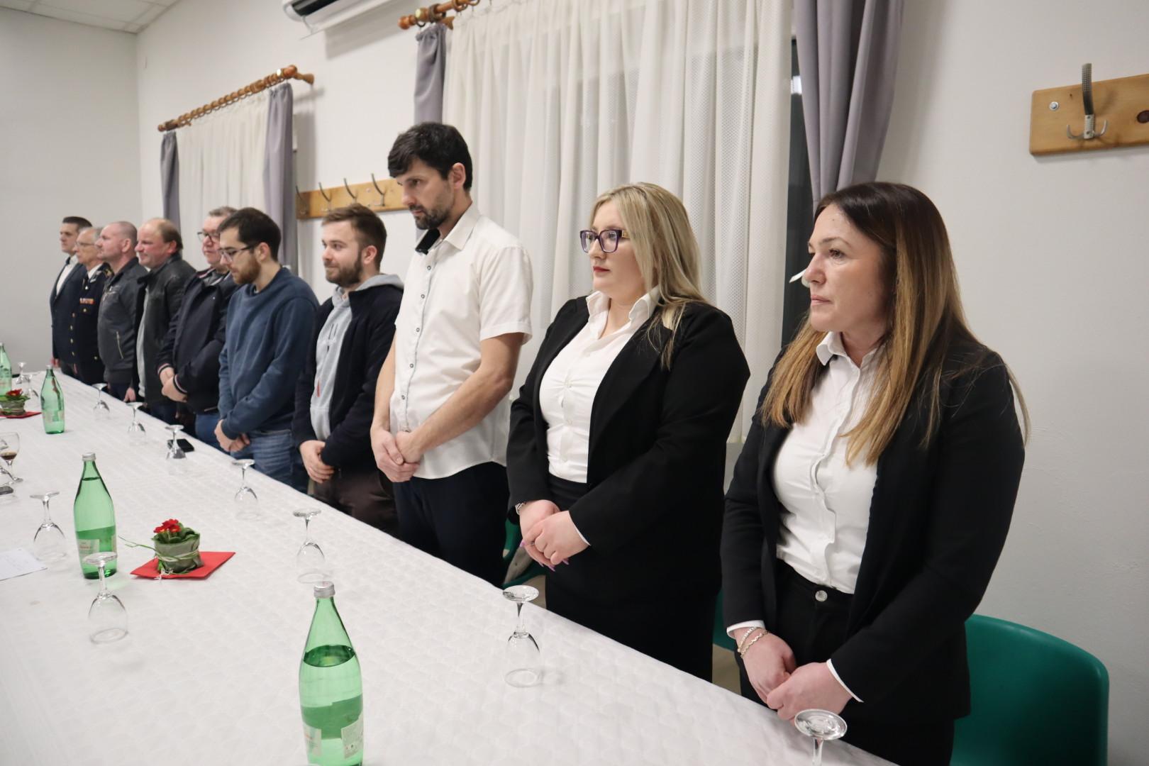 20000101000047-img-7820