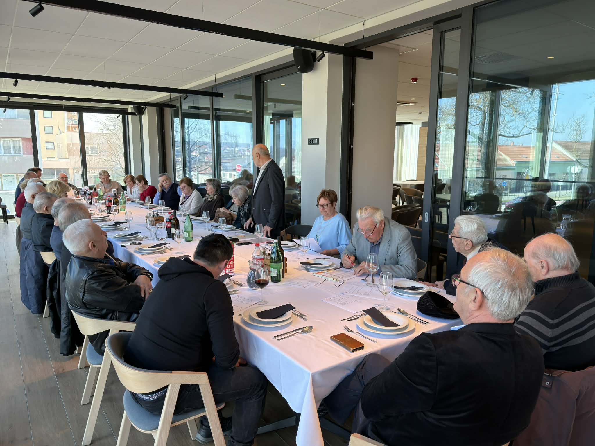 4daa2f6f-c7c6-4b12-9859-261e6e11a1fd