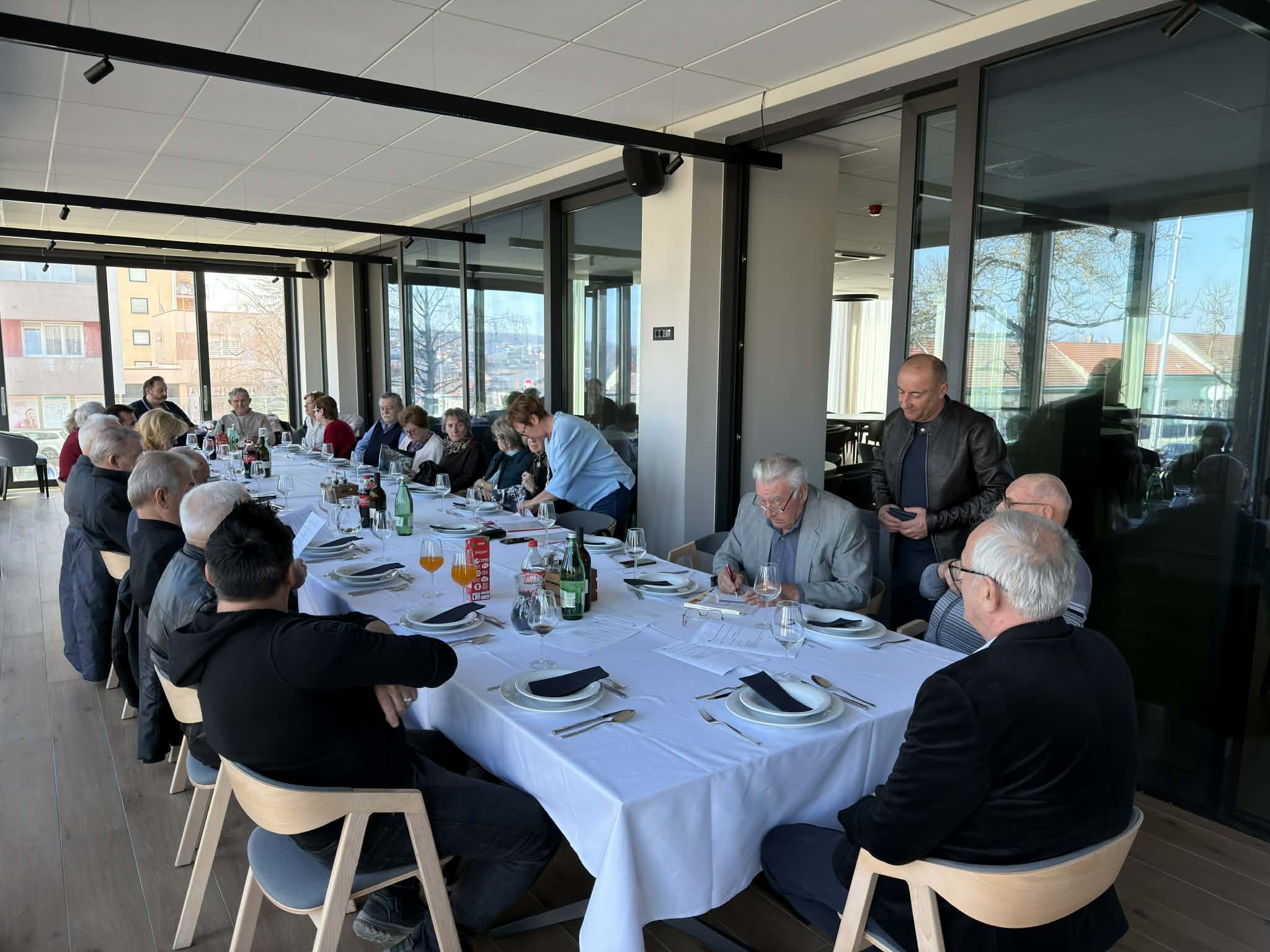 9e385a45-224c-4b2d-bdab-43e83498f184