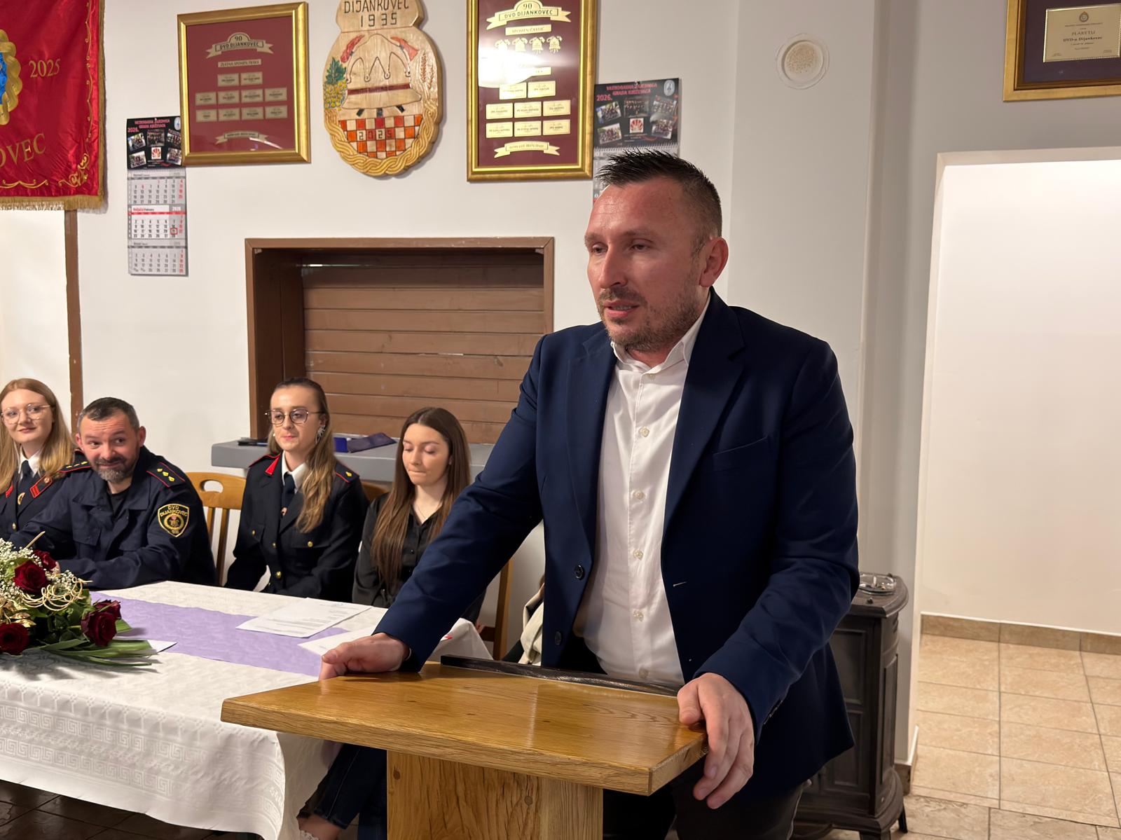 whatsapp-image-2026-02-21-at-230401-15