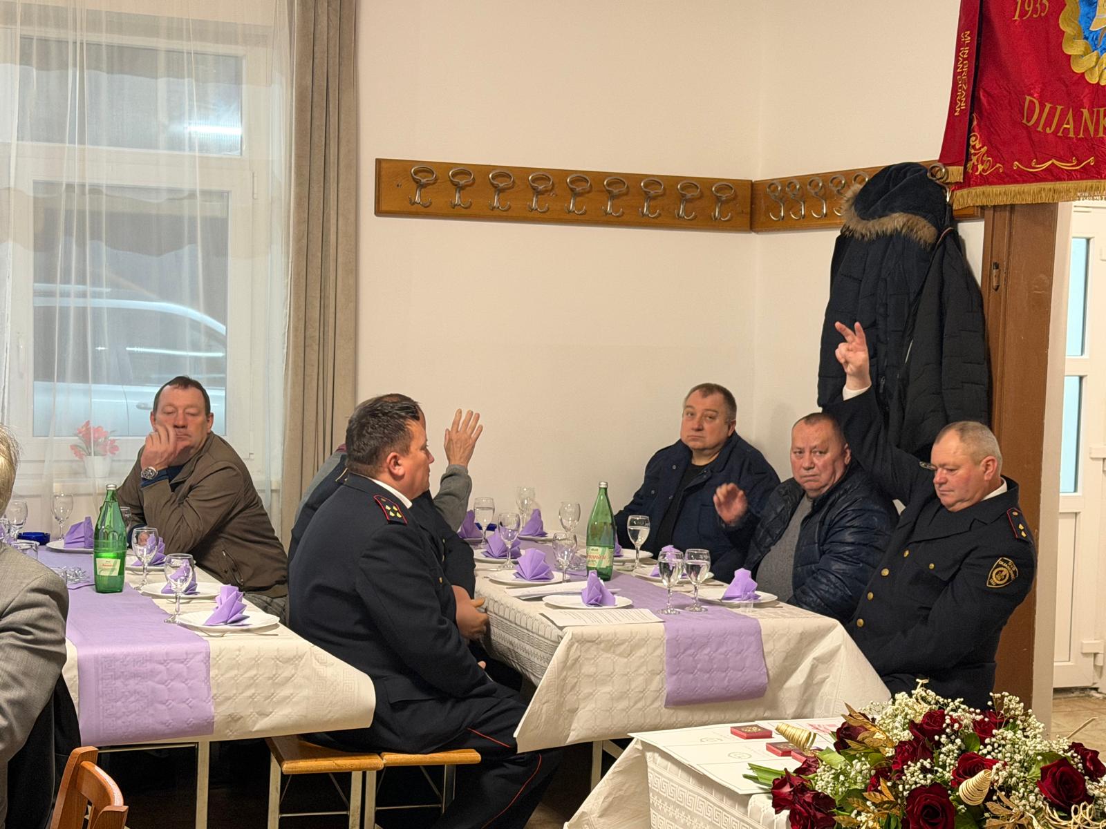 whatsapp-image-2026-02-21-at-230401-8