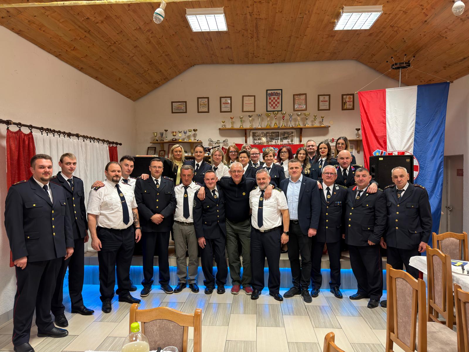 whatsapp-image-2026-03-06-at-224153