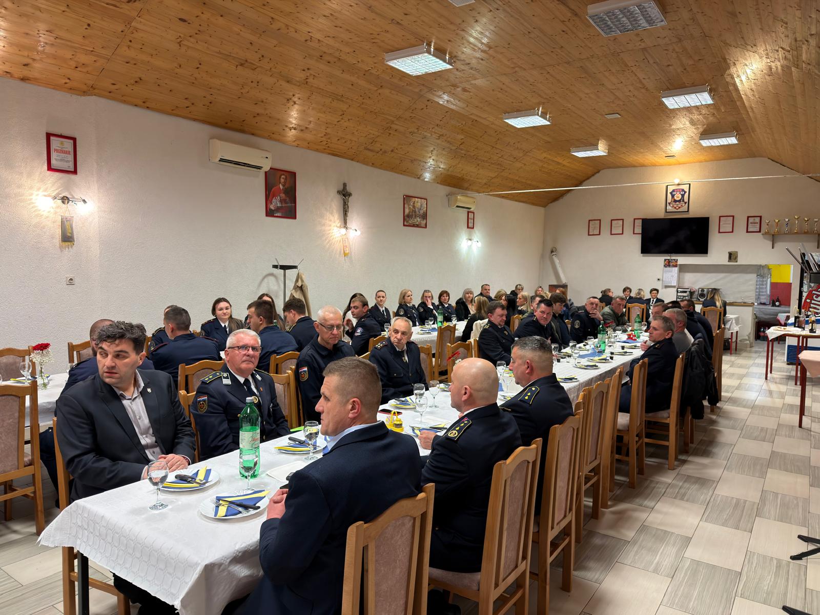 whatsapp-image-2026-03-06-at-224502