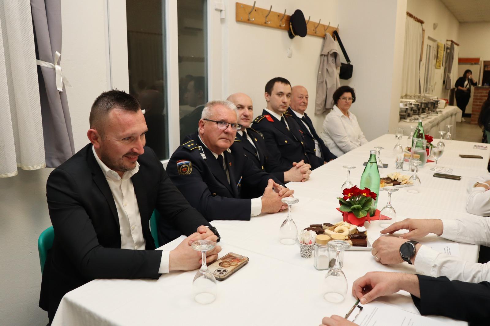 whatsapp-image-2026-03-08-at-084456-1