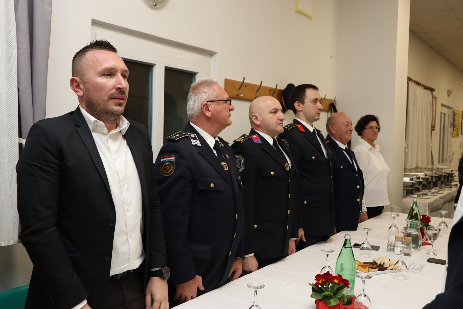 whatsapp-image-2026-03-08-at-084459-2