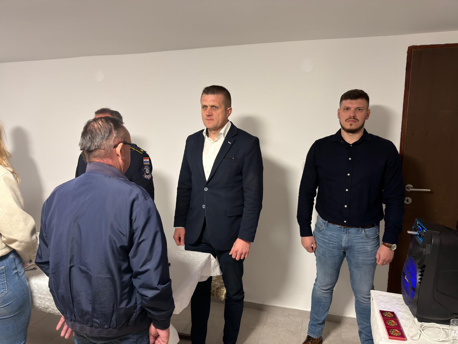 whatsapp-image-2026-03-15-at-115620-2