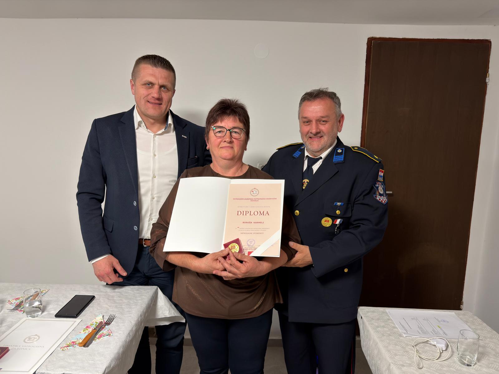 whatsapp-image-2026-03-15-at-115620-9