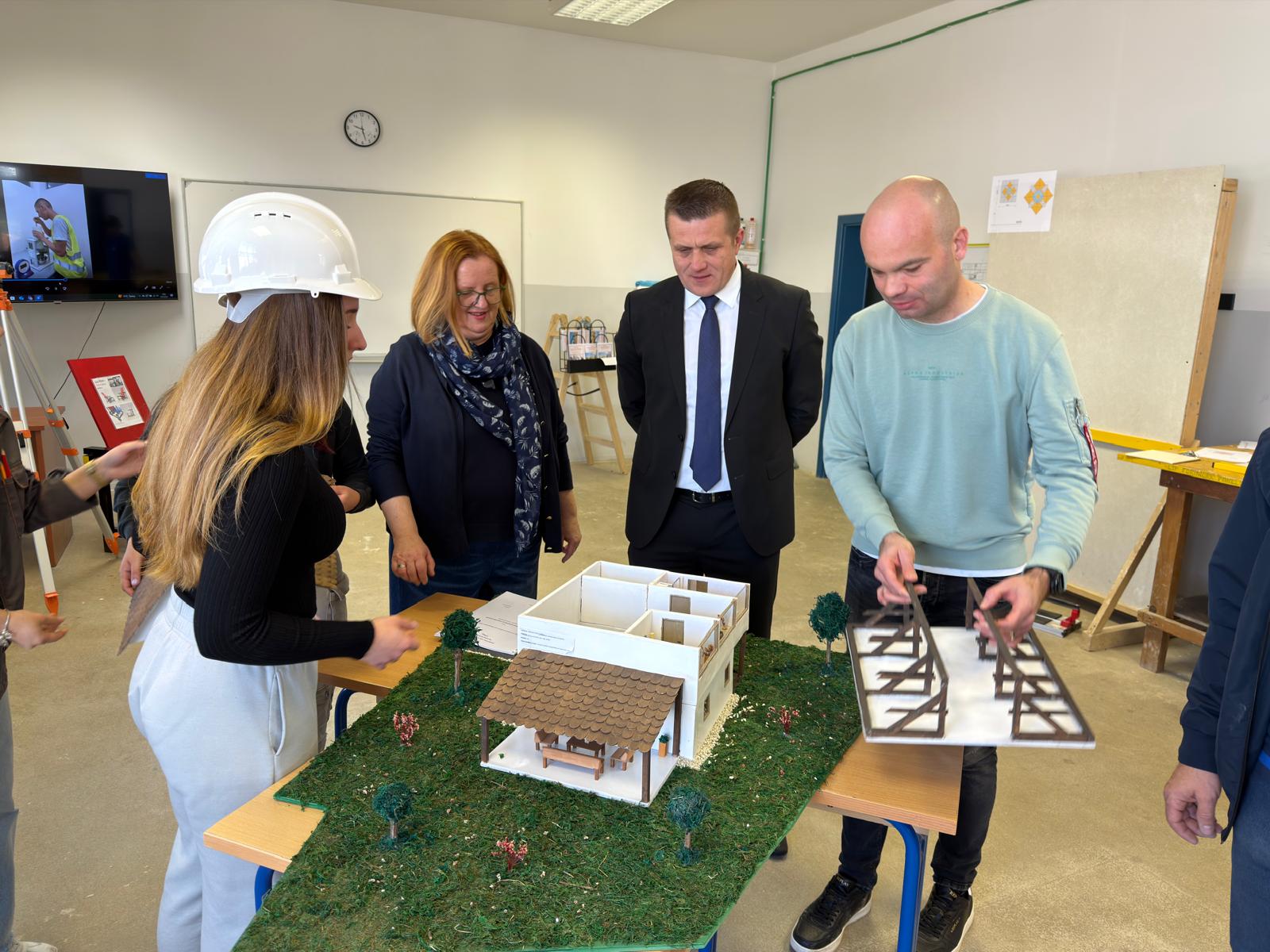 whatsapp-image-2026-03-19-at-143421