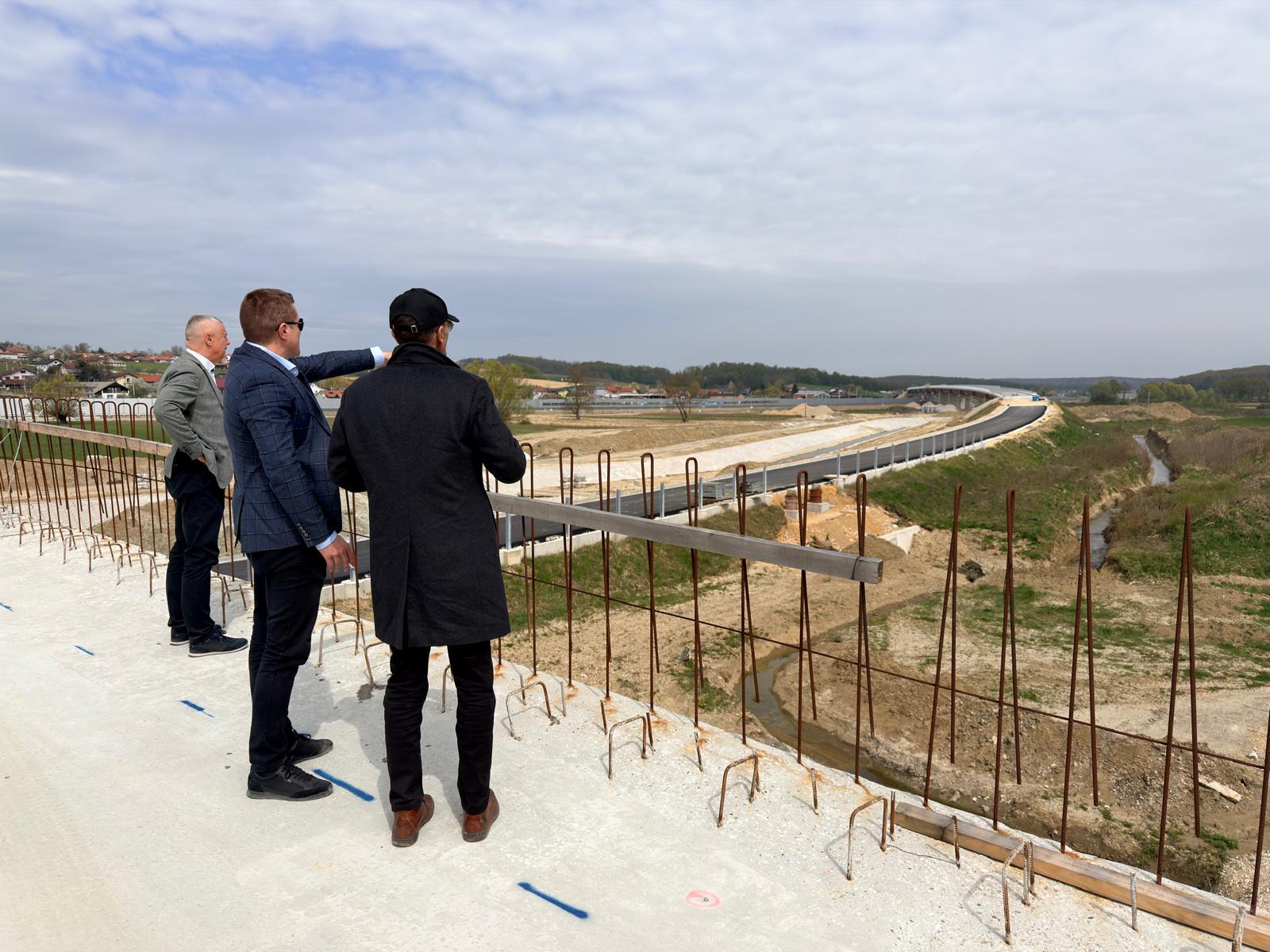 whatsapp-image-2026-04-10-at-134501