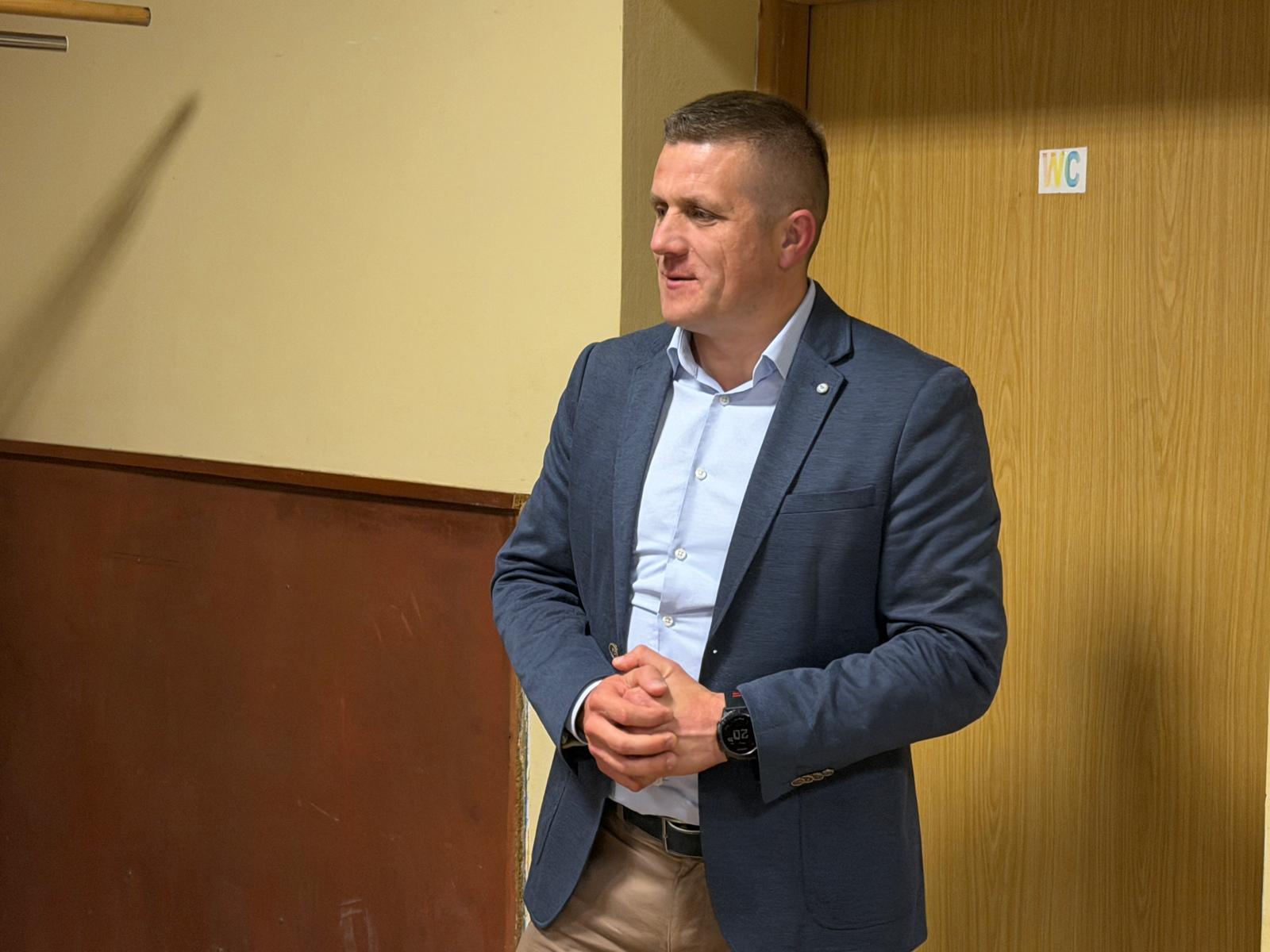 whatsapp-image-2026-04-18-at-175239-13