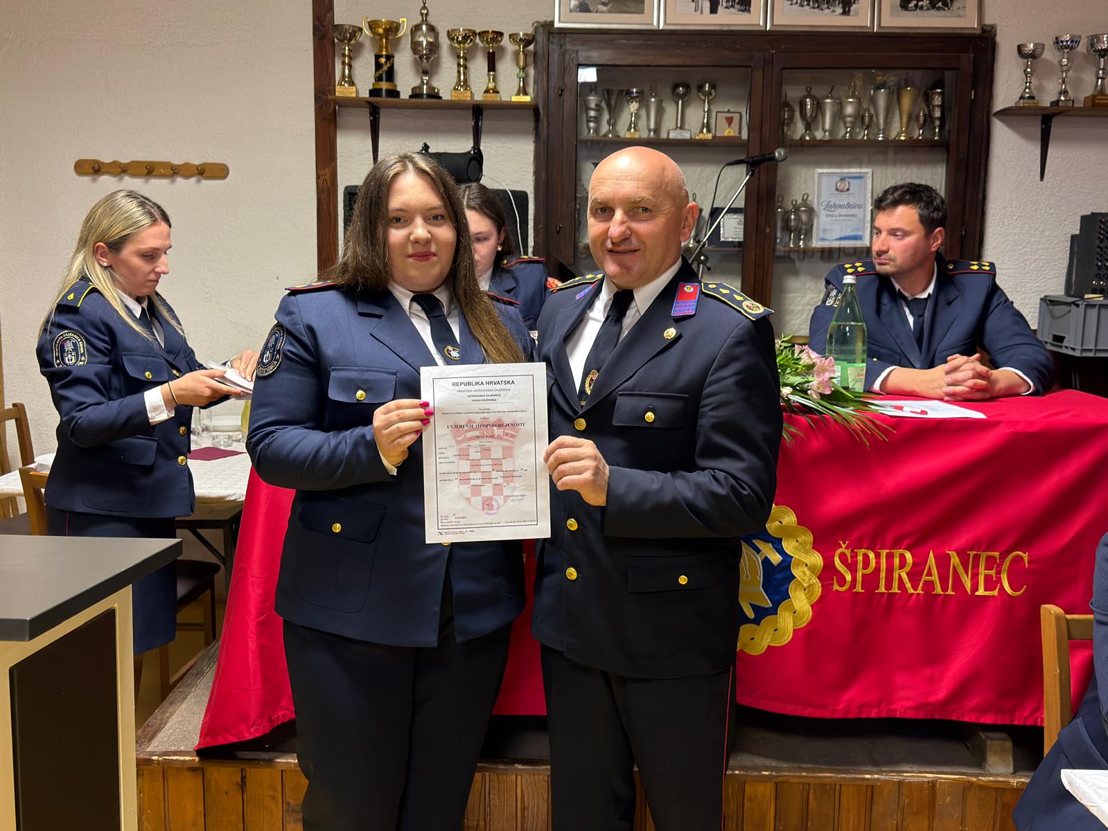 whatsapp-image-2026-04-19-at-152626-13