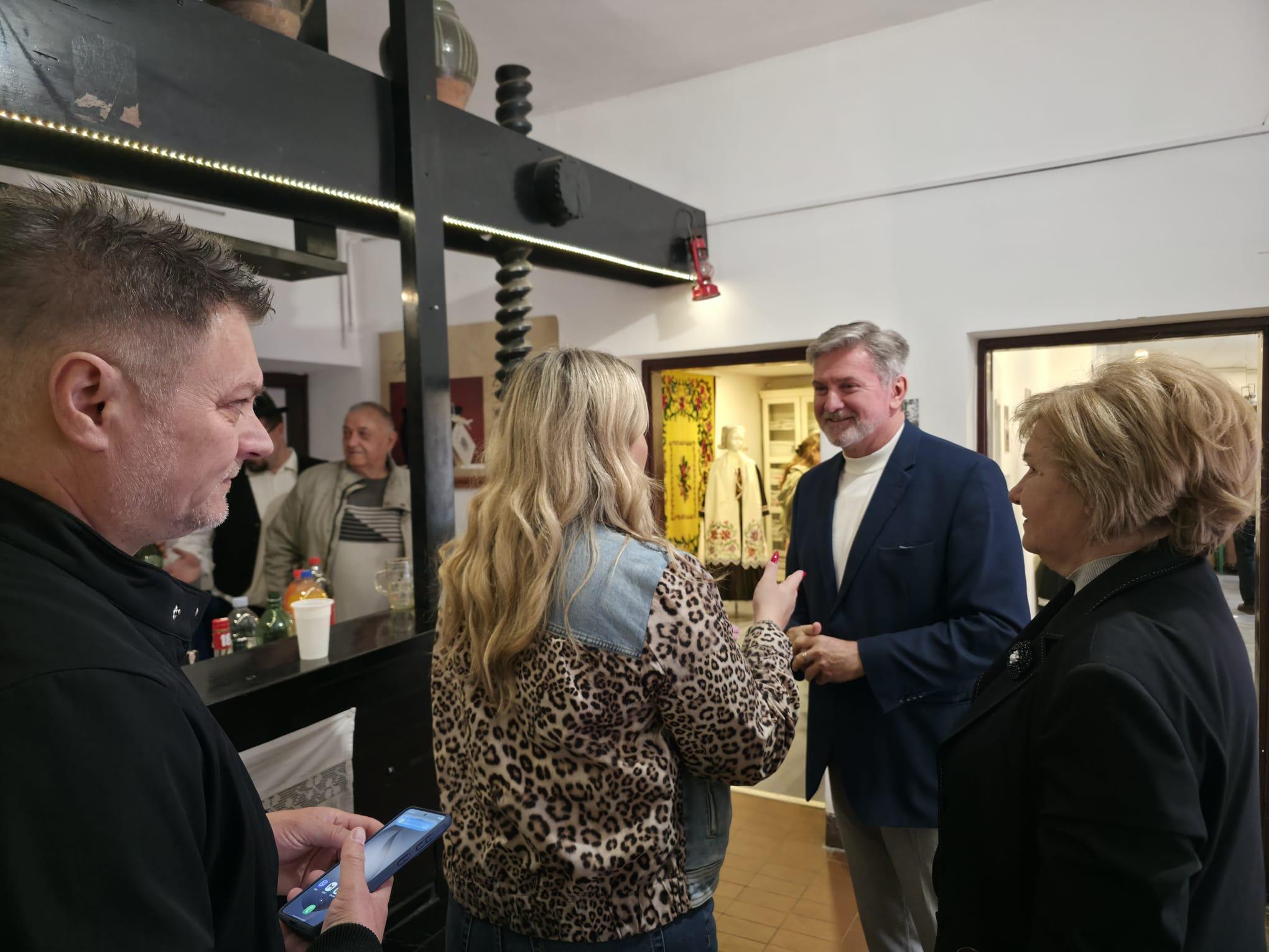 whatsapp-image-2026-04-23-at-075722-4