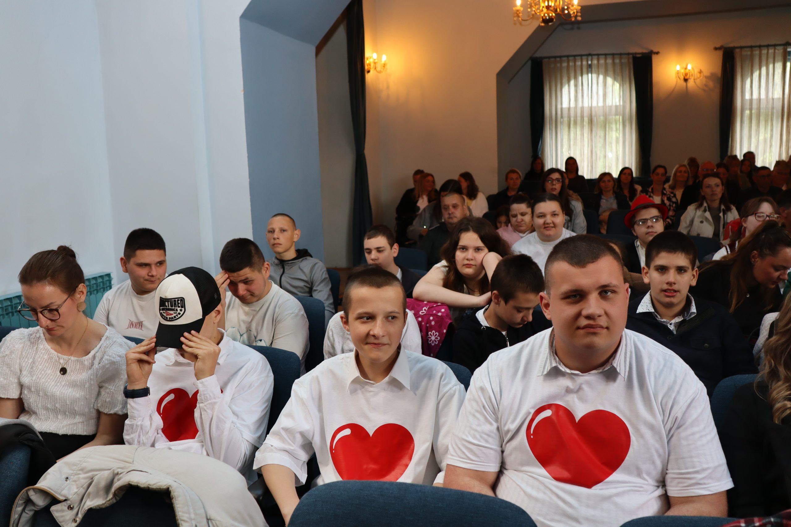 img-2013